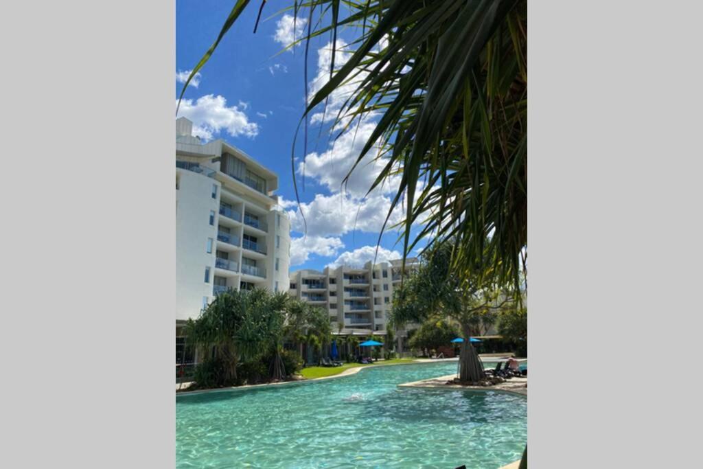 Ocean Bliss - Top Floor Beachfront Studio With Amazing Views ! Marcoola Exteriér fotografie